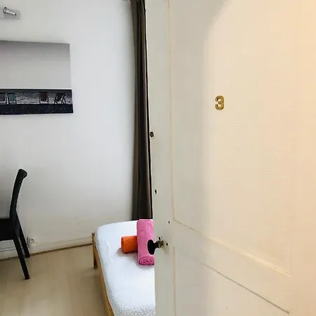 Le Lord Hotel *