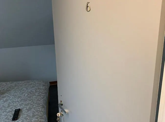 Отель Le Lord Онфлёр